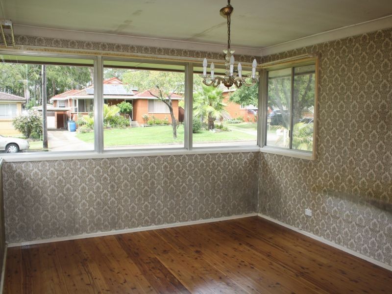 4 Lentara Court, Georges Hall NSW 2198