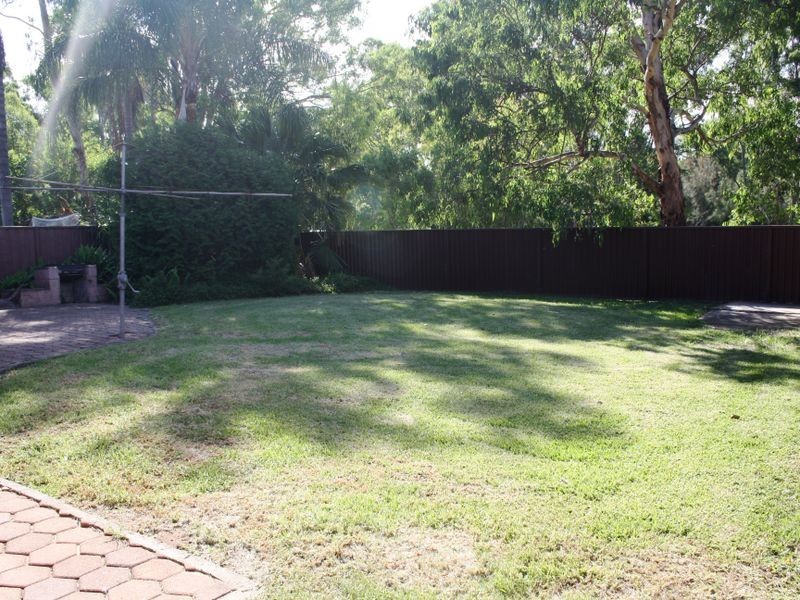 4 Lentara Court, Georges Hall NSW 2198