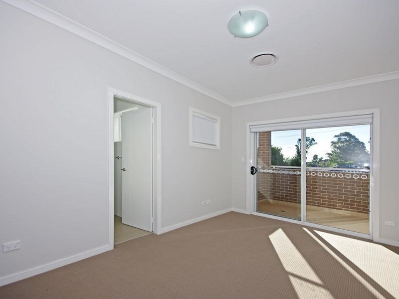 53 Amaroo Avenue, Georges Hall NSW 2198