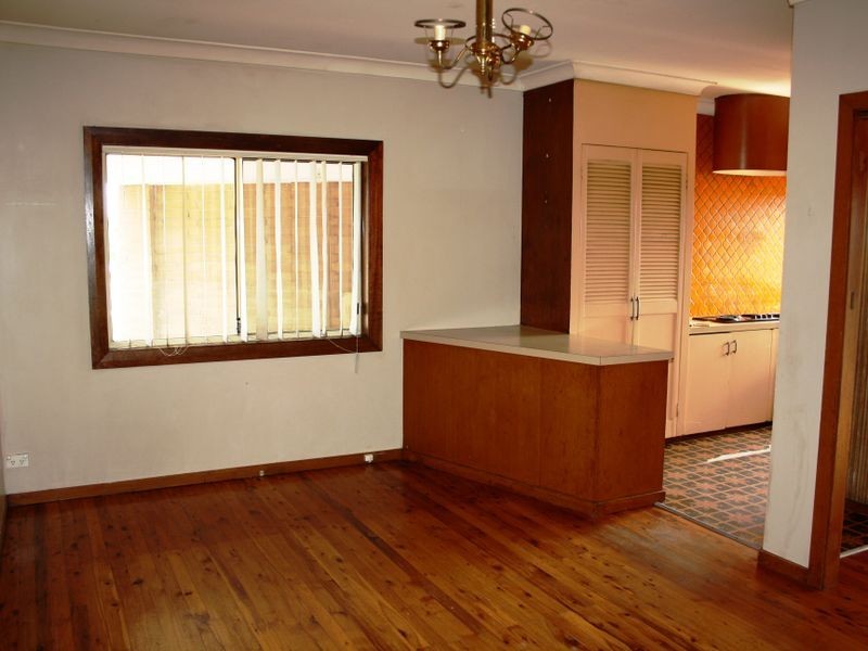 74 Rex Road, Georges Hall NSW 2198