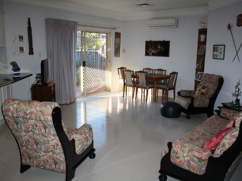 2/19 Highland Avenue, Bankstown NSW 2200