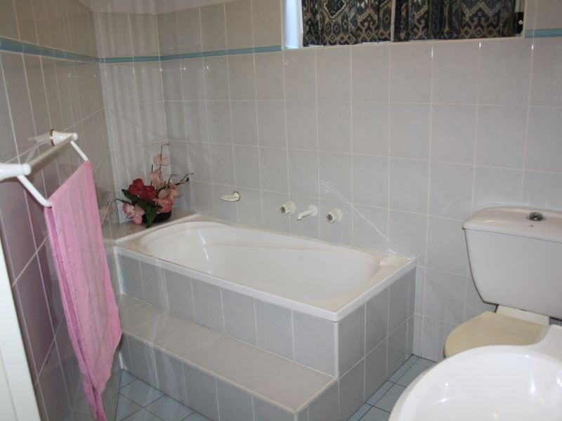 2/19 Highland Avenue, Bankstown NSW 2200