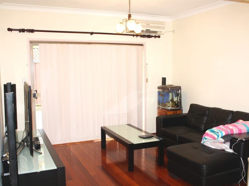19/135-143 Rex Road, Georges Hall NSW 2198