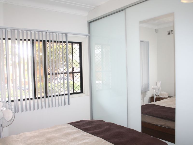 32 Noble Ave, Greenacre NSW 2190