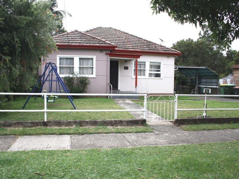 41 Chertsey Avenue, Bankstown NSW 2200