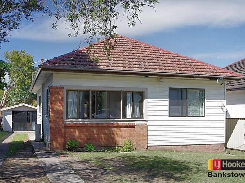 15 Abel Street, Greenacre NSW 2190