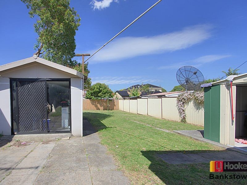 15 Abel Street, Greenacre NSW 2190