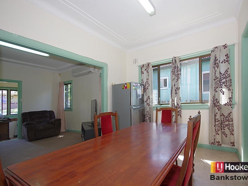 15 Abel Street, Greenacre NSW 2190