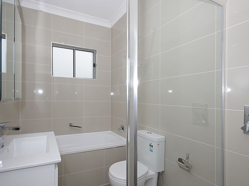 4/119 Simmat Ave, Condell Park NSW 2200