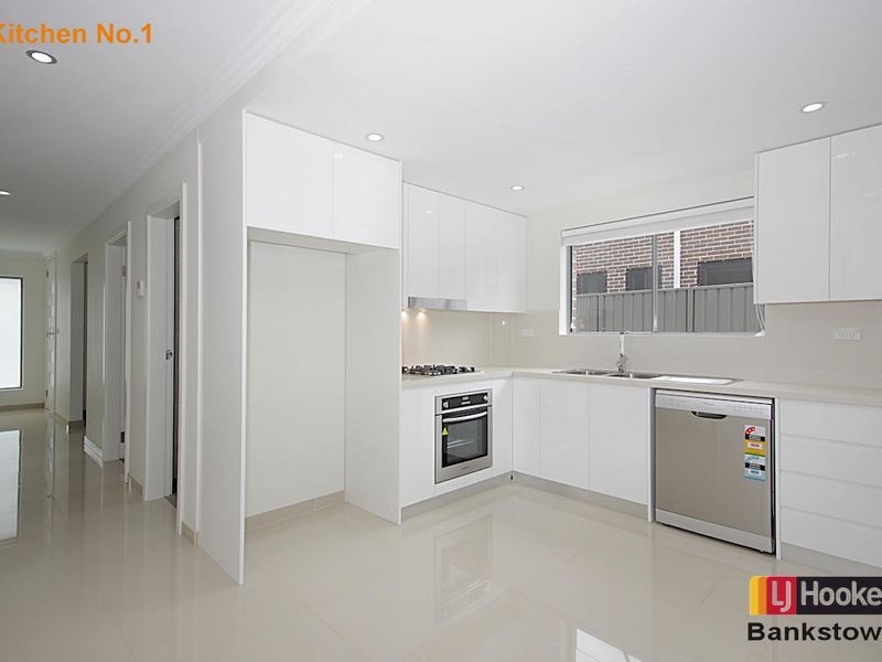 1/119 Simmat Ave, Condell Park NSW 2200