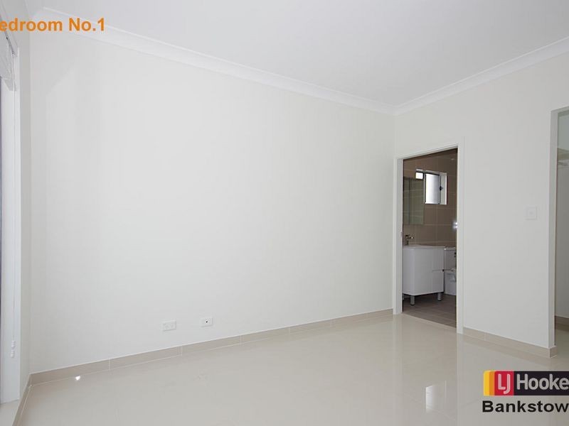 1/119 Simmat Ave, Condell Park NSW 2200