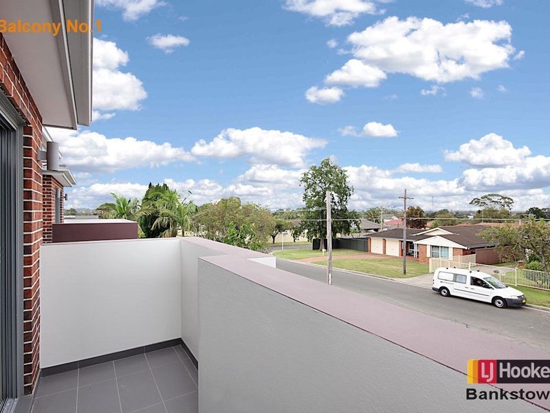 1/119 Simmat Ave, Condell Park NSW 2200