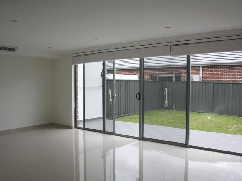 2/119 Simmat Ave, Condell Park NSW 2200
