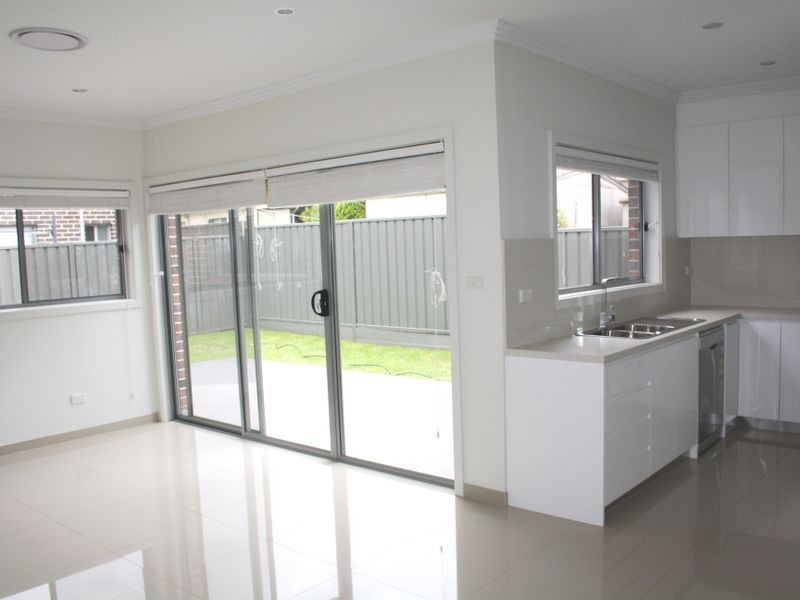 6/119 Simmat Ave, Condell Park NSW 2200