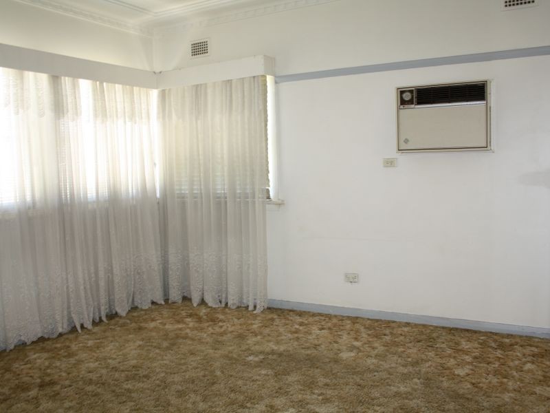 6 Charlton Street, Yagoona NSW 2199