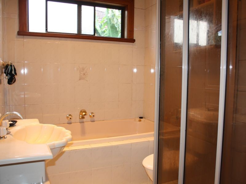 16 Abel Street, Greenacre NSW 2190