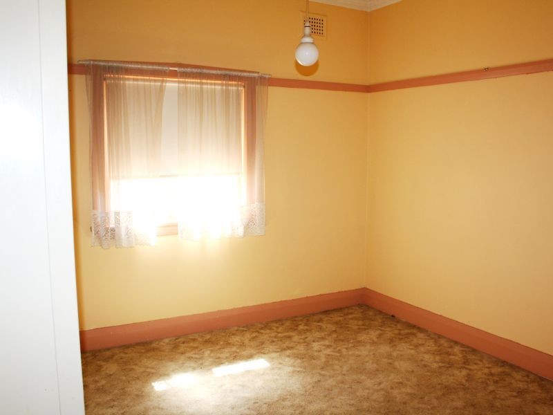 72 South Terrace, Bankstown NSW 2200