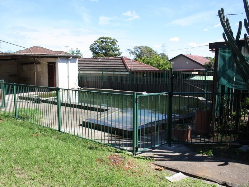 72 South Terrace, Bankstown NSW 2200