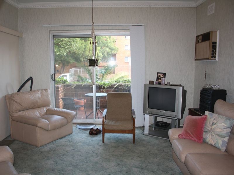 39 Chertsey Ave, Bankstown NSW 2200