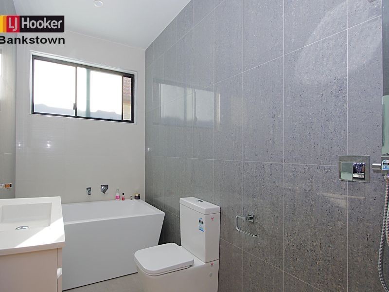 18 Abel Street, Greenacre NSW 2190