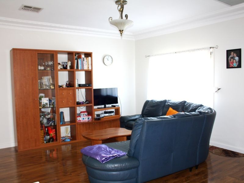 18 Bowden Boulevard, Yagoona NSW 2199