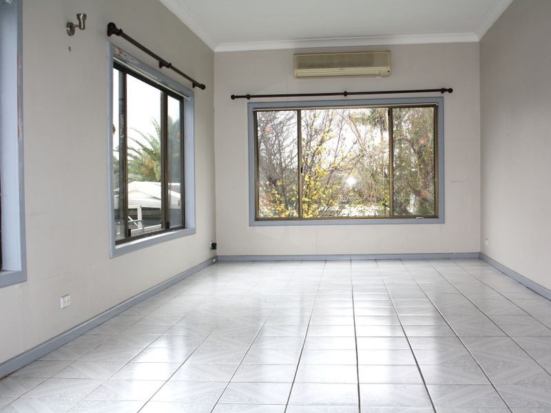 10 Clarke Street, Bass Hill NSW 2197