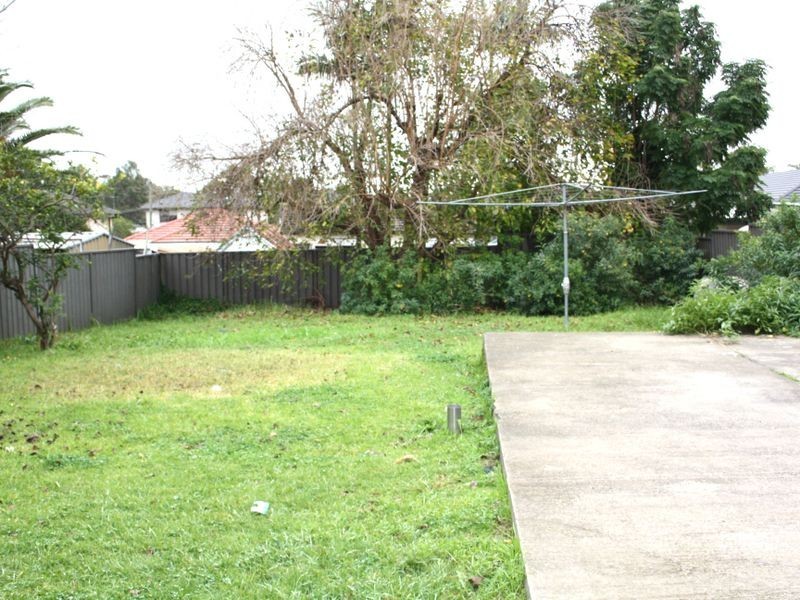 10 Clarke Street, Bass Hill NSW 2197