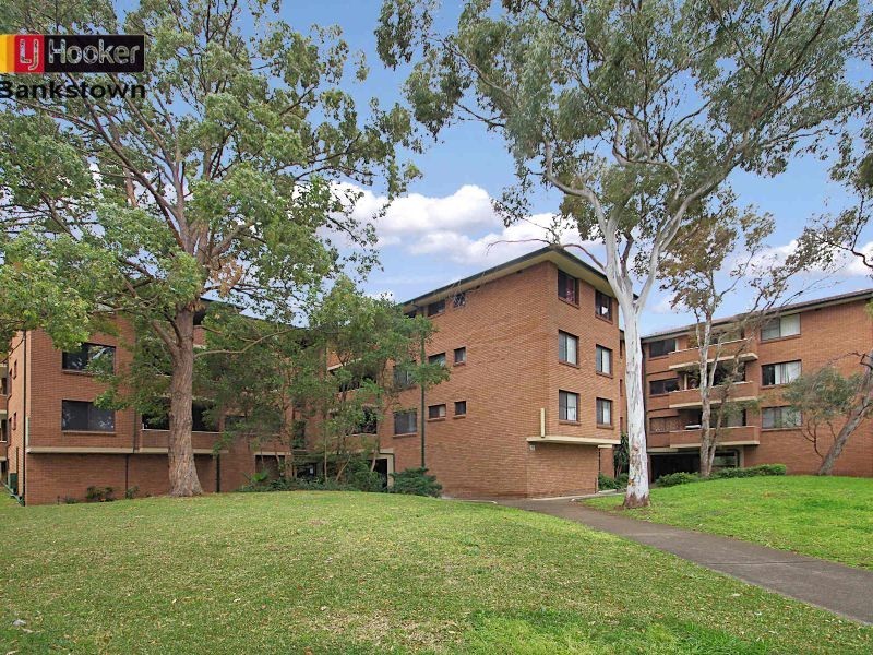 42/17-27 Rickard Rd, Bankstown NSW 2200