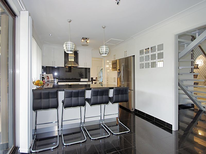 53 Kurrajong Avenue, Georges Hall NSW 2198