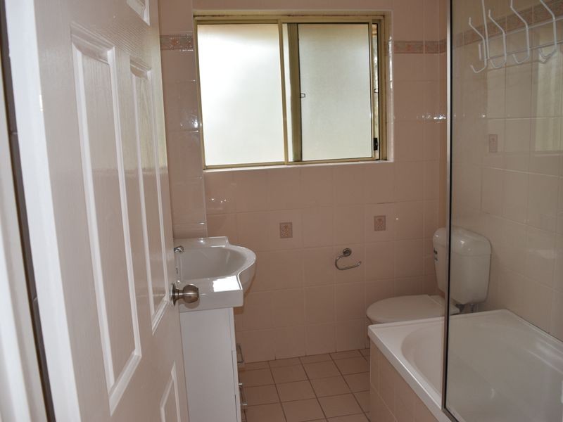 18/12-14 Dellwood Street, Bankstown NSW 2200