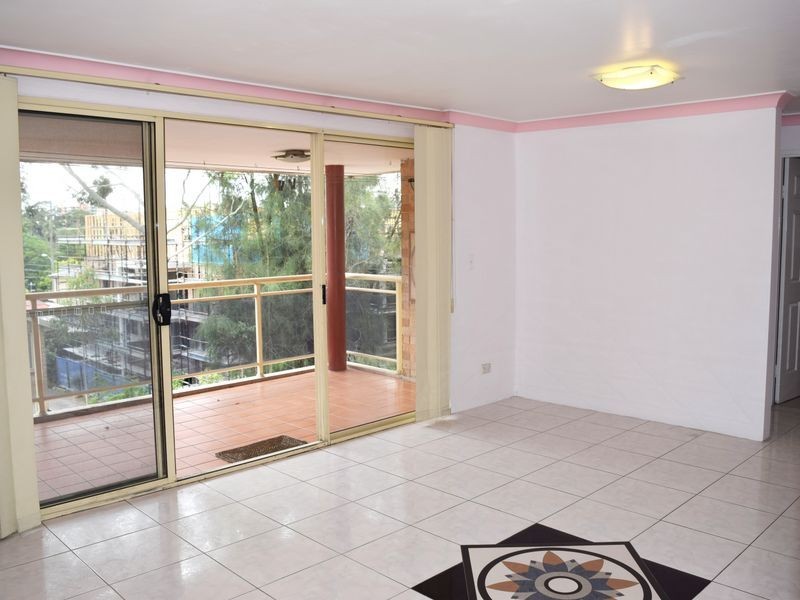 18/12-14 Dellwood Street, Bankstown NSW 2200