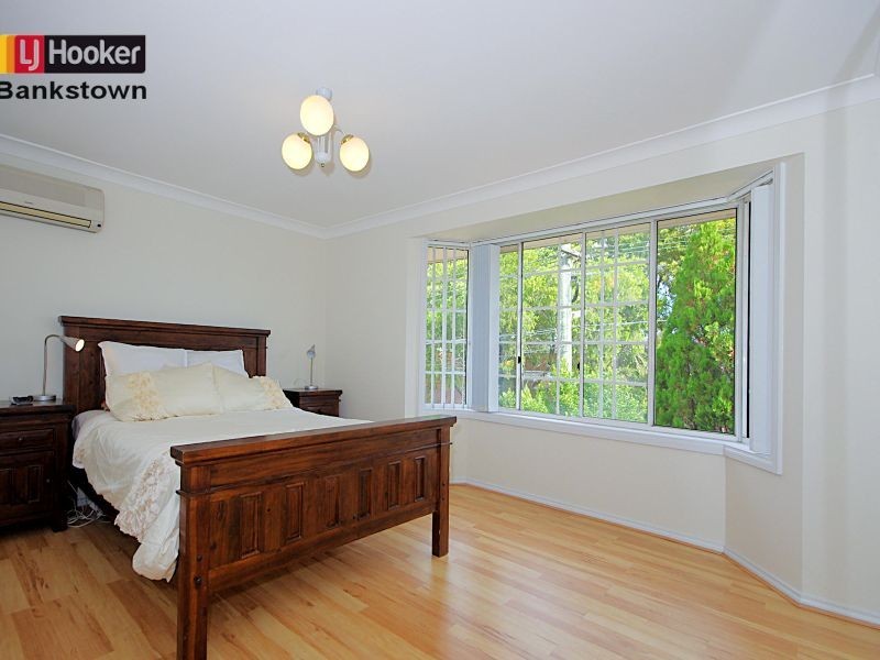 1/5 Suncroft Avenue, Yagoona NSW 2199