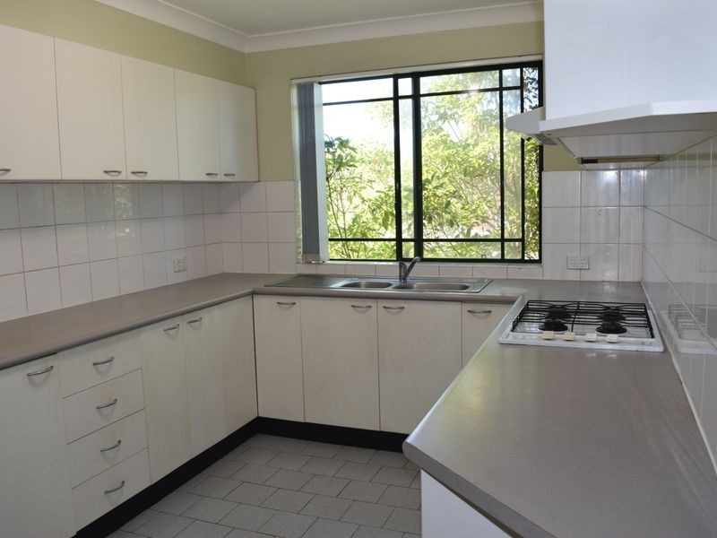 8/29 De Witt Street, Bankstown NSW 2200