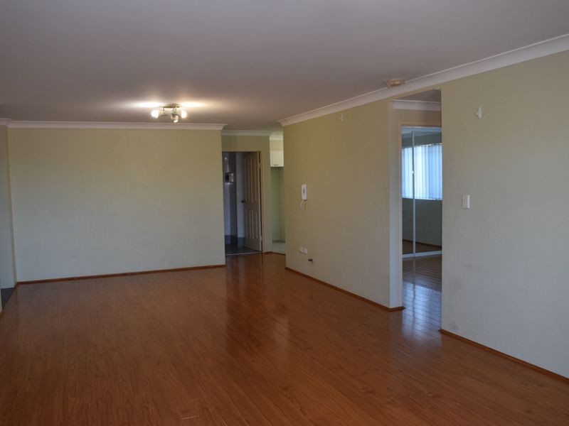8/29 De Witt Street, Bankstown NSW 2200
