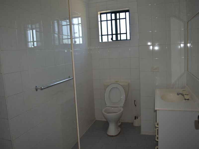 8/29 De Witt Street, Bankstown NSW 2200