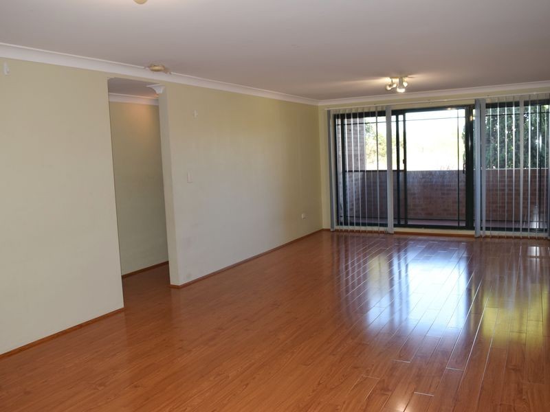 8/29 De Witt Street, Bankstown NSW 2200