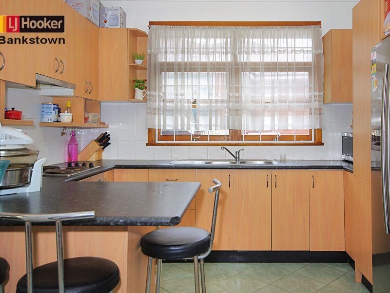 6 Sunset Avenue, Bankstown NSW 2200