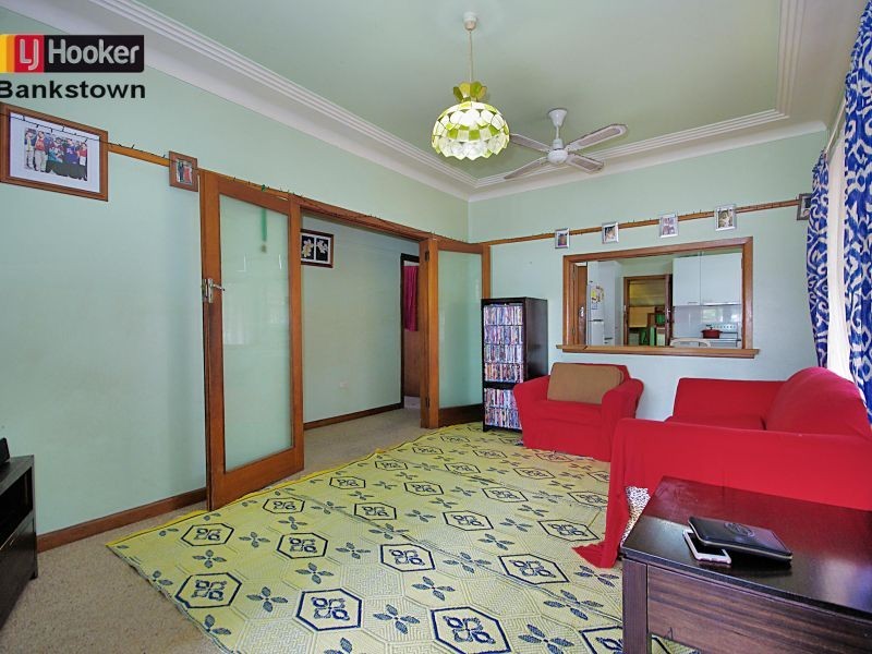 11 Saladine Avenue, Punchbowl NSW 2196