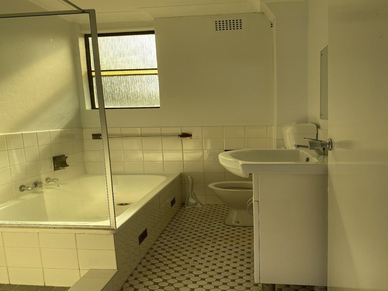 Unit 36/168 Greenacre Road, Bankstown NSW 2200