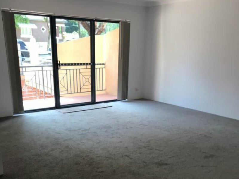2/51-53 Reynolds Ave, Bankstown NSW 2200