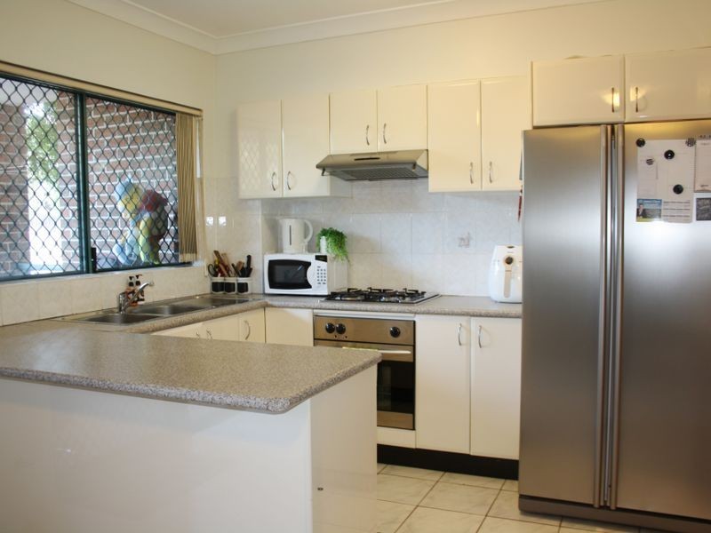 2/48 CAIRDS AVENUE, Bankstown NSW 2200