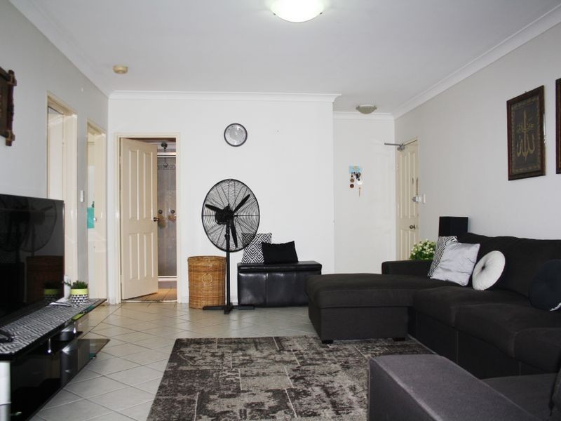 2/48 CAIRDS AVENUE, Bankstown NSW 2200