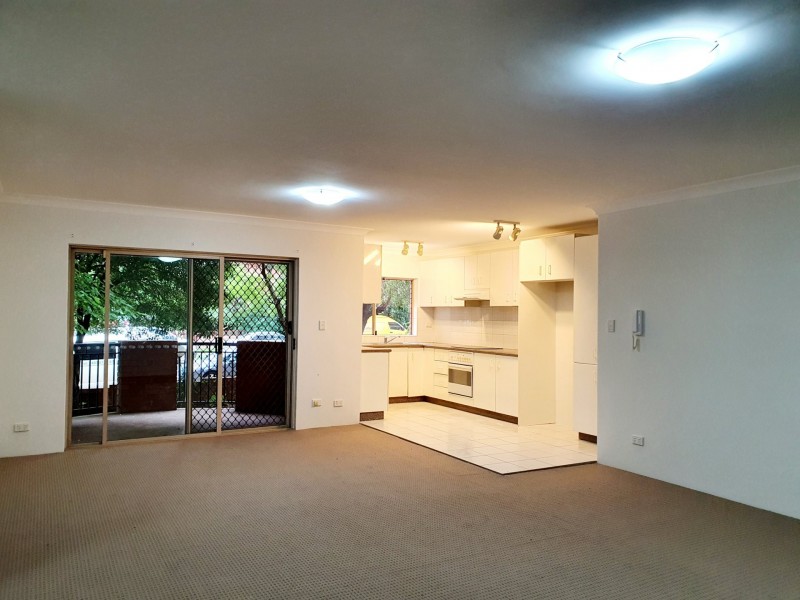 2/29 Stanley Street, Bankstown NSW 2200