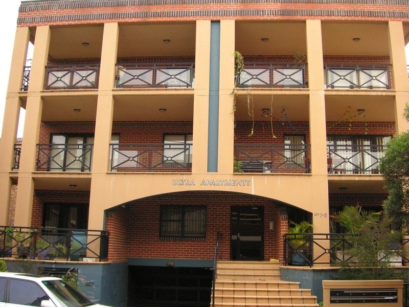 2/ 1-3 QUEEN STREET, Newtown NSW 2042