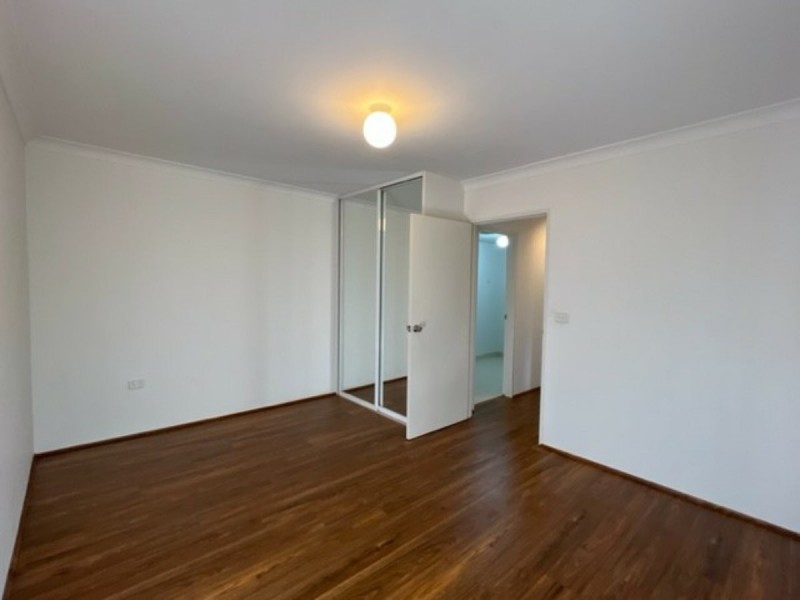 17/19-25 Sir Joseph Banks Street, Bankstown NSW 2200