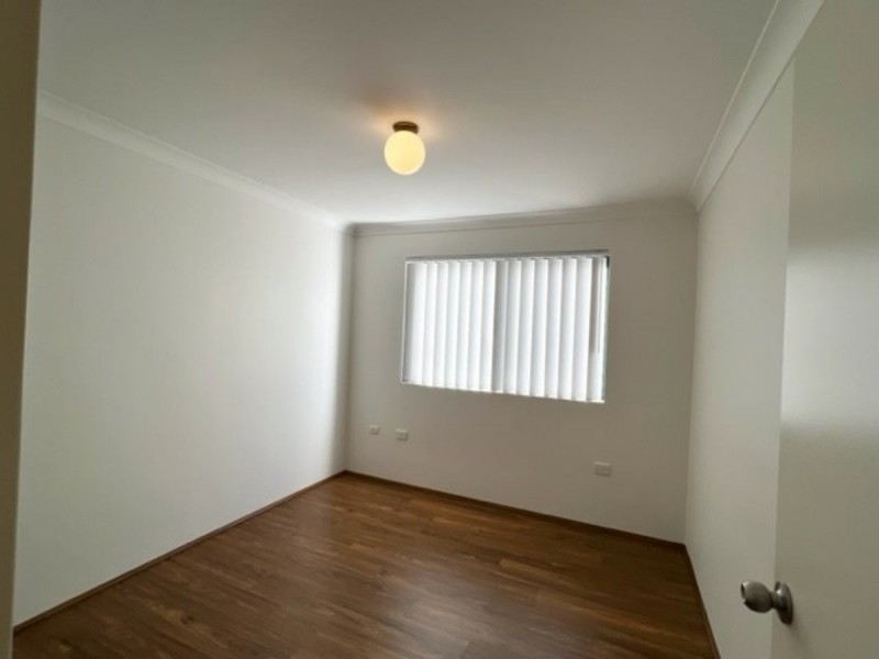 17/19-25 Sir Joseph Banks Street, Bankstown NSW 2200
