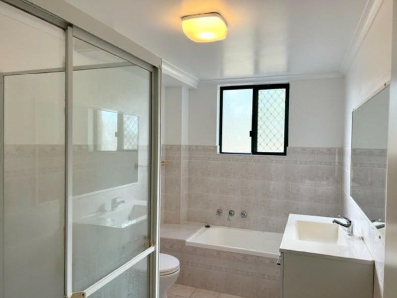 17/19-25 Sir Joseph Banks Street, Bankstown NSW 2200