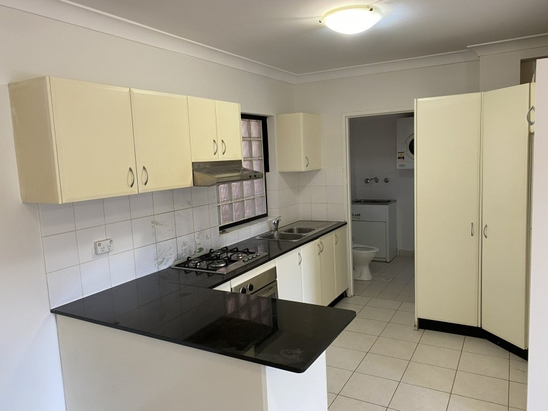 Unit 11/13-15 GORDON STREET, Bankstown NSW 2200