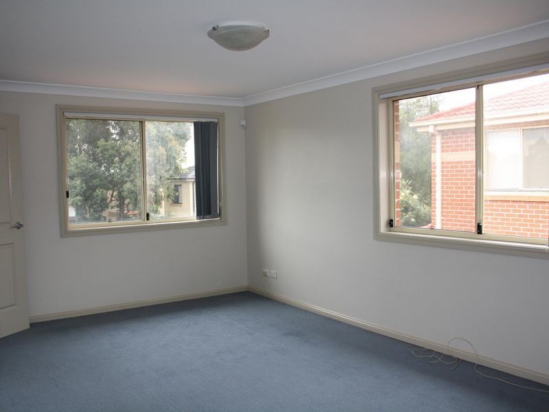 1/14 Hishion Place, Georges Hall NSW 2198