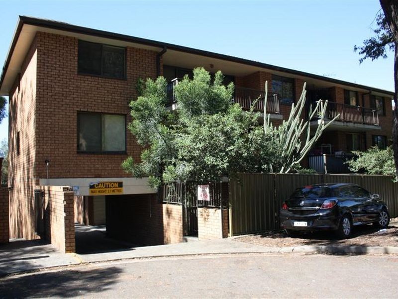 Unit 16/12-14 Dewitt Street, Bankstown NSW 2200